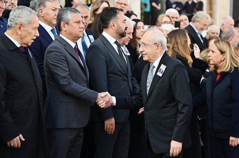 Çav bella çav bella merhaba ey güzel çanta