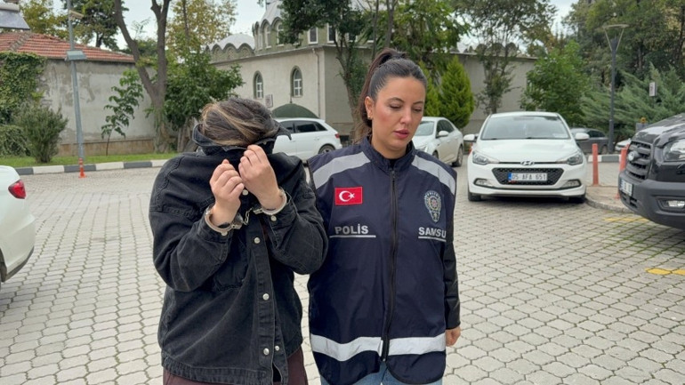 Samsun’da baktığı yaşlı kadının hesabını boşaltan bakıcı suçüstü yakalandı