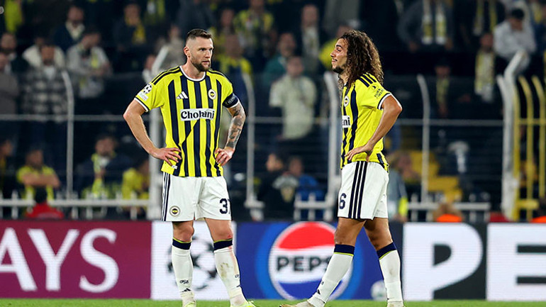 Kadıköy’de hep bir ağızdan ‘İsmail Kartal istifa’ sesleri
