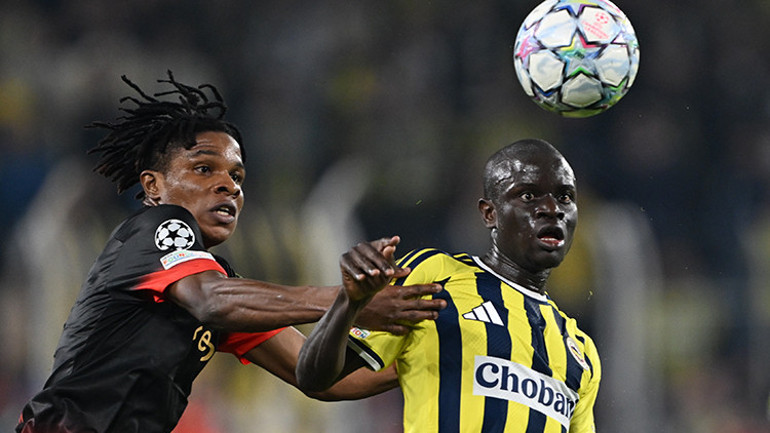 Fenerbahçenin Slavia Prag maçı sonrası dikkat çeken sözler Fark son 15 dakika kala belli oldu