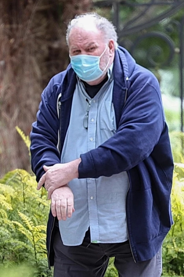 Kraliyet ailesine şok: Meghan’ın babasının evinde çocuk istismarı görselleri bulundu