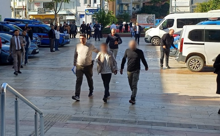 Sevgilisinin kapısını çaldı, karşısına eşi çıktı: Film gibi kovalamaca adliyede bitti