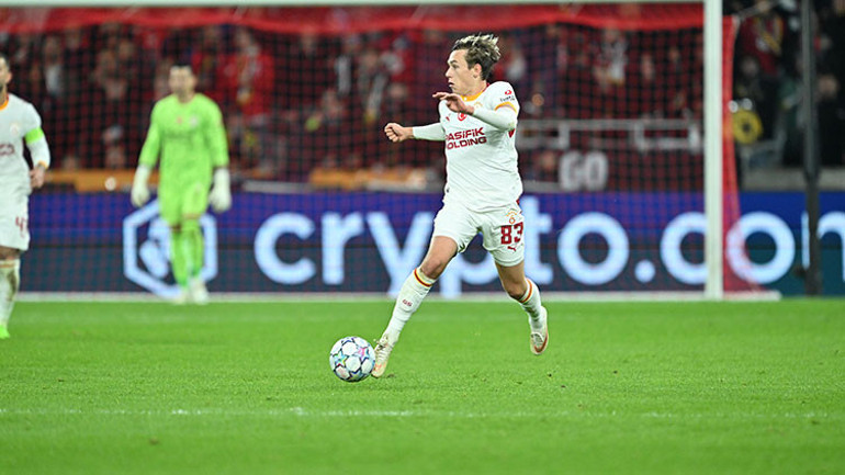 Galatasaraylı Batrakovu canlı izlediler 50 milyon sterlin