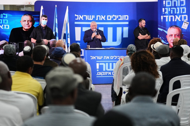Geçmişindeki detay dikkat çekiyor: Eski generalin Netanyahu planı Perde arkasında neler oluyor