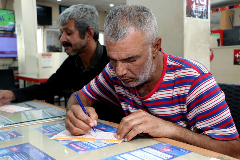 Süper Loto heyecanı: Büyük ikramiye 740 milyon 252 bin 651 TL’ye ulaştı