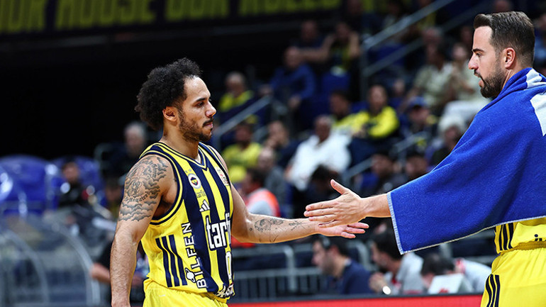 Shane Larkinden Ergin Ataman açıklaması: Onunla birlikte Panathinaikosa gitmeyi düşündüm