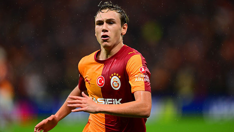 Galatasaraylı Batrakov için menajer konuştu Oynaması imkansız