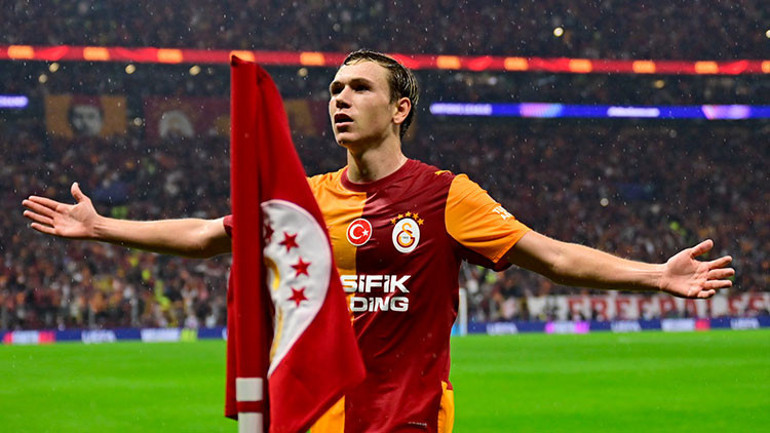 Batrakov, Osimhenin yaptığı jesti açıkladı