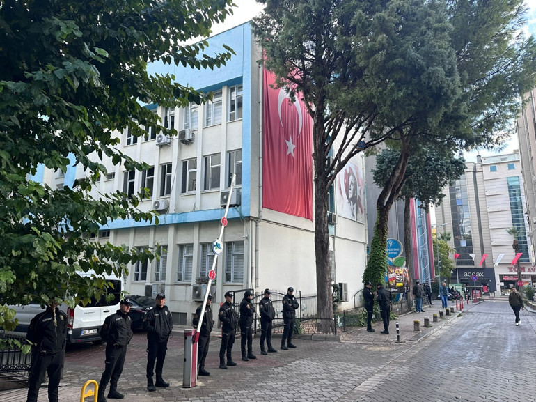 Merkezefendi Belediyesine operasyon: Belediye Başkanı Şeniz Doğan ve eşi de gözaltına alındı