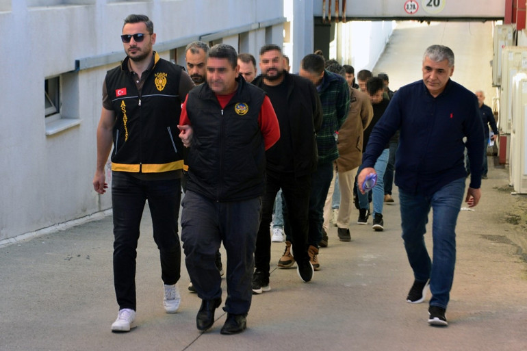 Sigorta şirketlerini böyle soydular Pes dedirten vurgunda dikkat çeken detay: Kiralık sürücü kullanmışlar