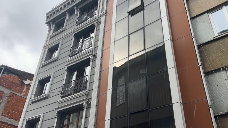 Çatıdan düşerek hayatını kaybetmişti Son görüntüleri ortaya çıktı... Ev arkadaşıyla sevgilisi adli kontrol şartıyla serbest bırakıldı