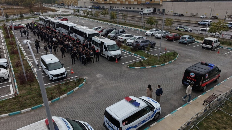 Yasa dışı bahis çetelerine çifte darbe: 15 milyarlık para trafiği ve VIP bahis listeleri deşifre oldu