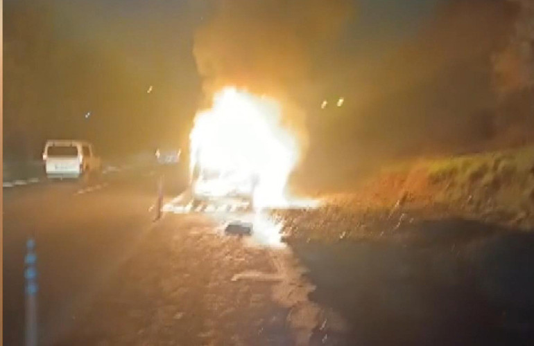 İstanbul’da sabah saatlerinde korkutan yangın Seyir halindeyken alev topuna döndü