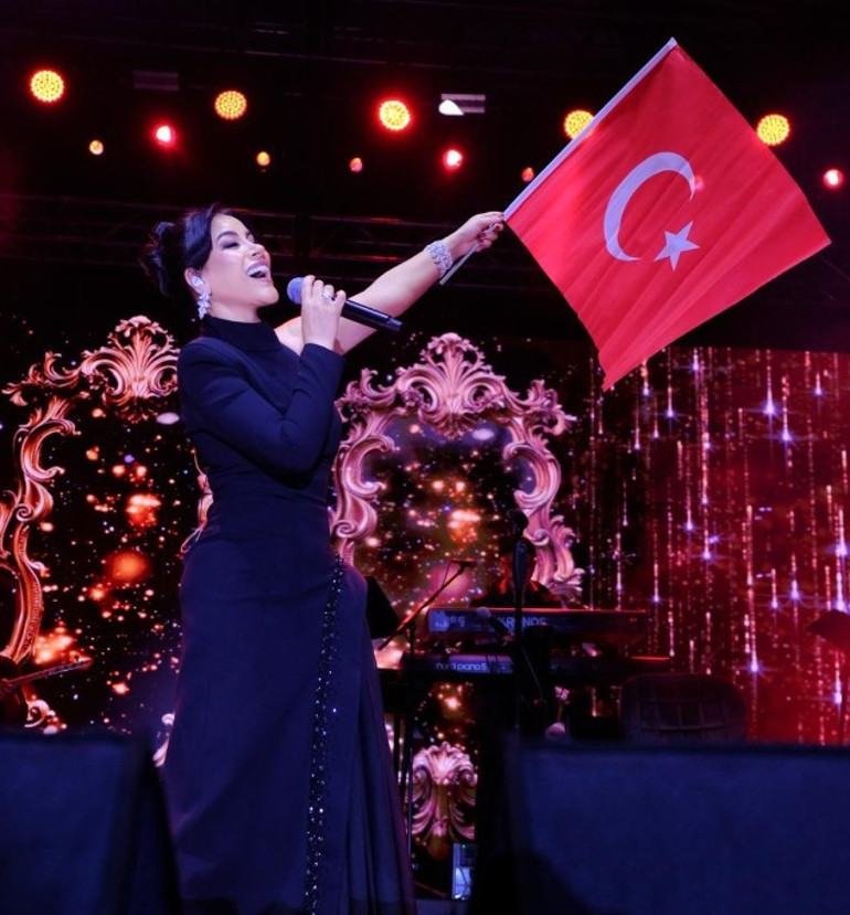 Zaradan Cumhuriyet konseri