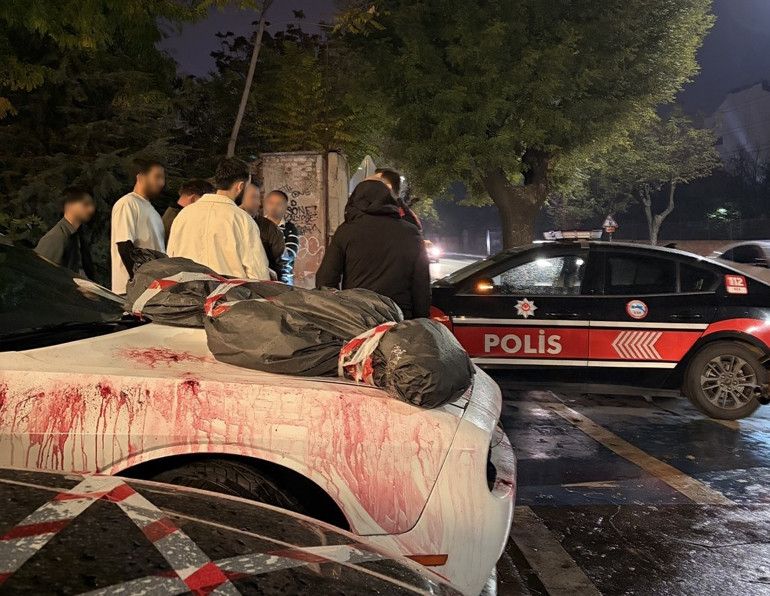 Görenleri korku saldı Eskişehirdeki otomobil polisi harekete geçirdi