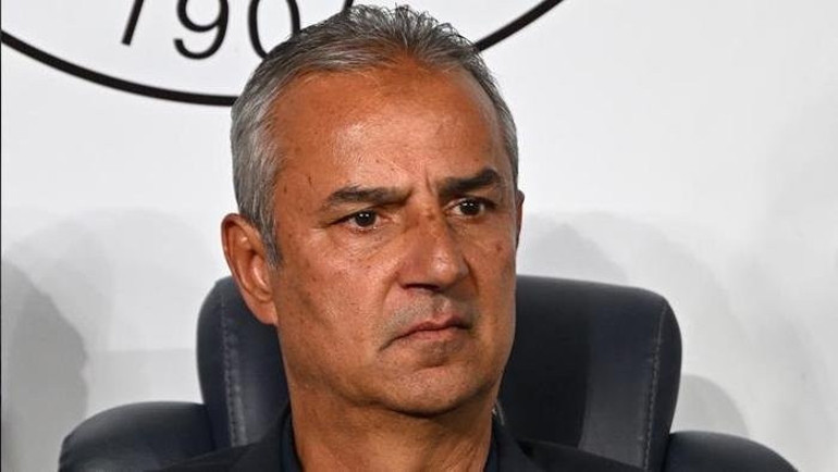 Okan Buruk, 18 hoca gönderdi