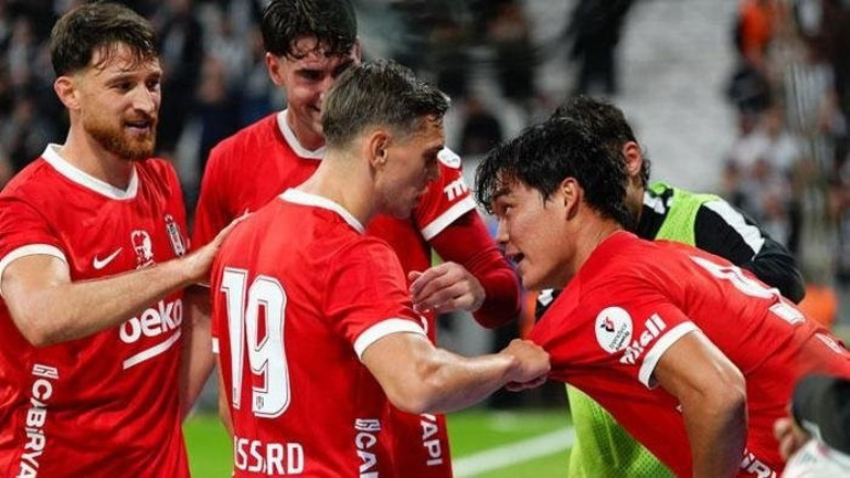 Acun Ilıcalı, Beşiktaşın golcüsü ile ilgileniyor Hull Citynin radarında