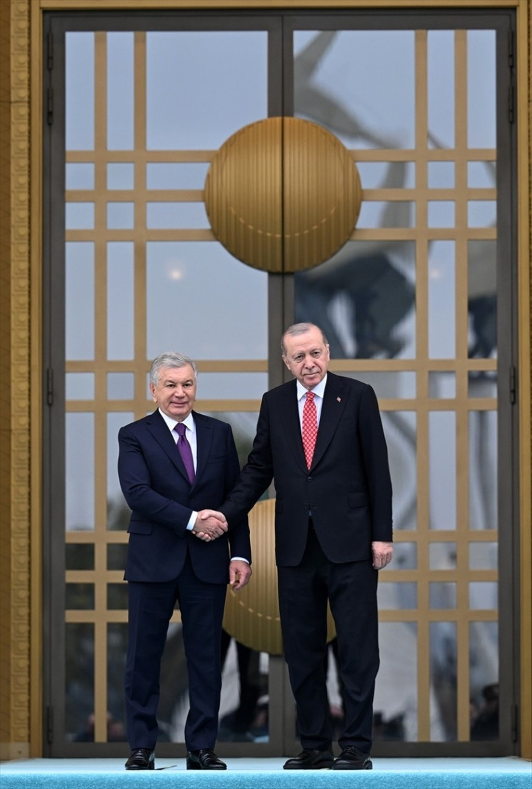 Cumhurbaşkanı Erdoğan, Özbekistan Cumhurbaşkanı ile görüştü
