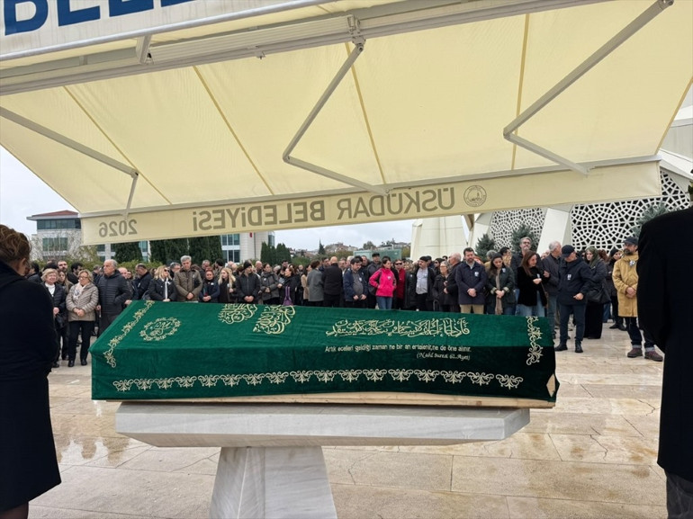 Oğlunu kaybettikten 1 hafta sonra yaşamını yitirmişti: Cem Akaş, son yolculuğuna uğurlandı