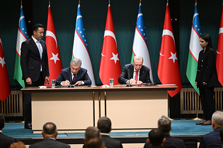 Türkiye ile Özbekistan arasında 5 anlaşma imzalandı