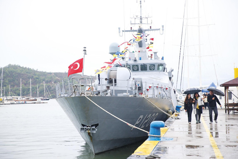 Yurtta 103’üncü yaş coşkusu... İyi ki doğdun Cumhuriyet