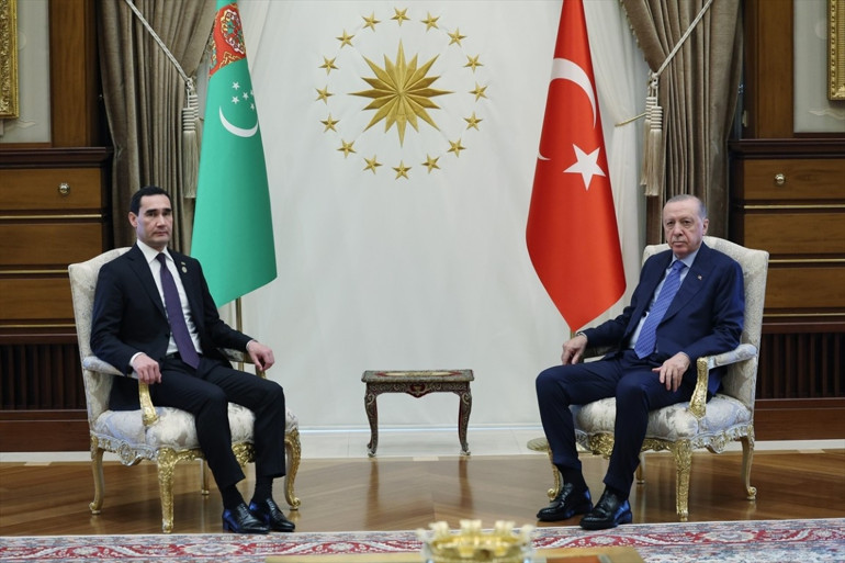 Cumhurbaşkanı Erdoğandan TDT Zirvesi’nde ikili görüşmeler
