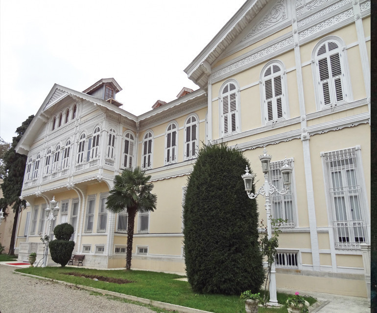 Abdülhamid’in kayıp çantası... Asırlık gizem bu kez paha biçilemez bir elmas ile gündemde...