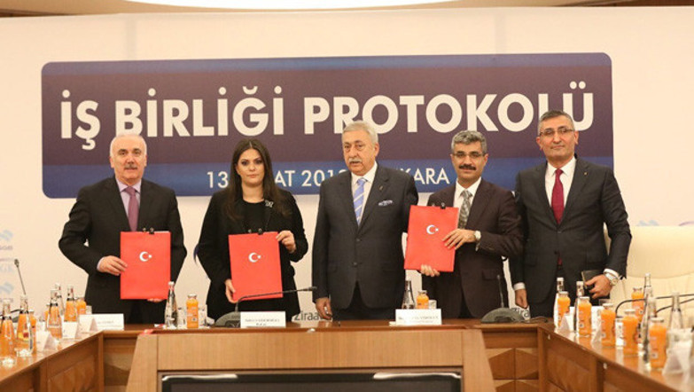 Borcu olan Bağ-Kurluların emekliliği ile ilgili flaş gelişme