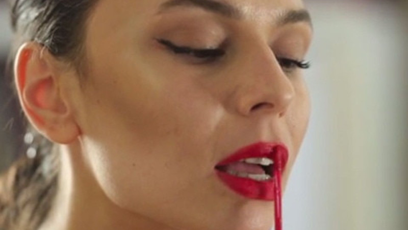 Gündüz makyajı gece makyajına nasıl dönüştürülür?- Makyaj Sırları