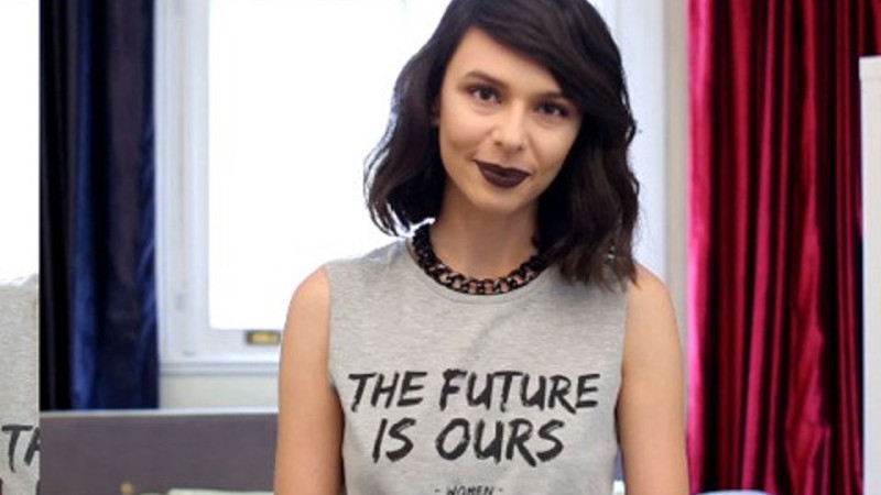 Koyu dudak makyajı - Makyaj Sırları