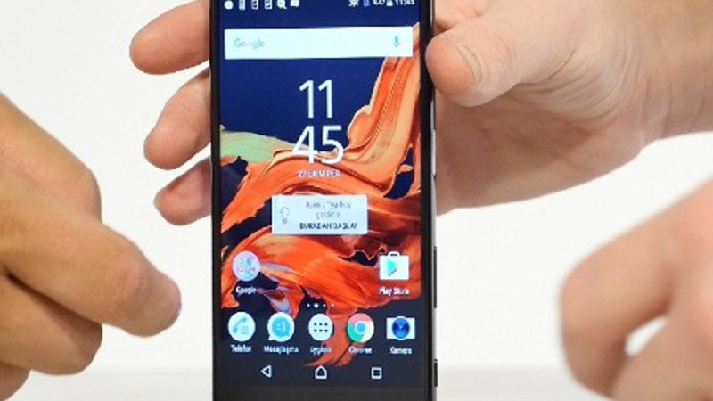 Sony'nin yeni amiral telefonu XPERIA XZ
