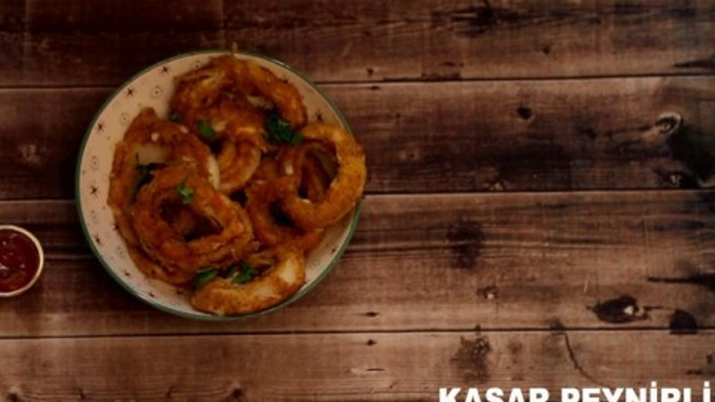 Kaşar peynirli soğan halkaları