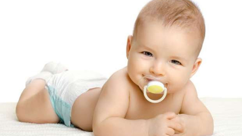 Emzik kullanmak doğru mu? 