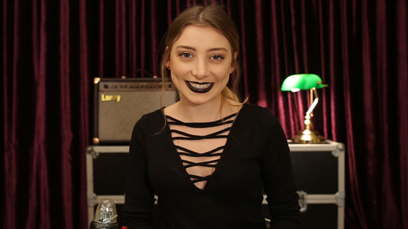 Siyah Ruj Makyajı | Makyaj Sırları