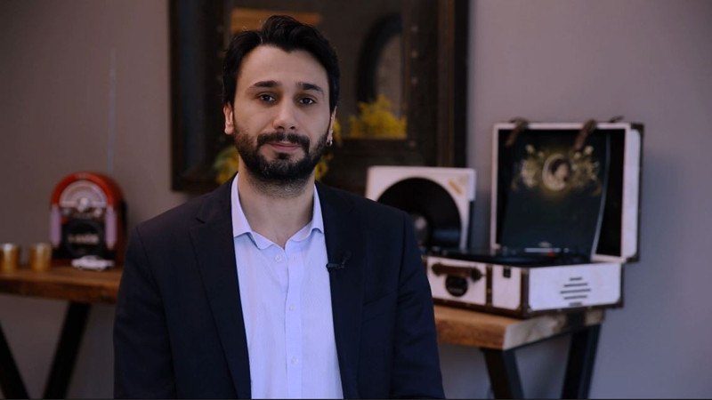 Botoks ve dolgu arasındaki estetik fark nedir?