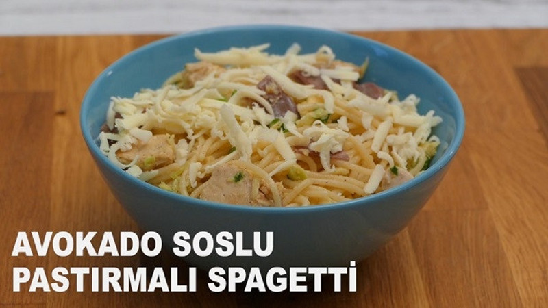 Avokado Soslu Pastırmalı Spagetti | Lezizz