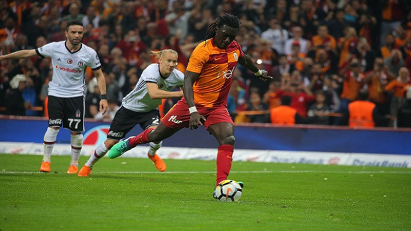 Gollerin birini Terim'e, birini Gomis'e yazmak lazım...