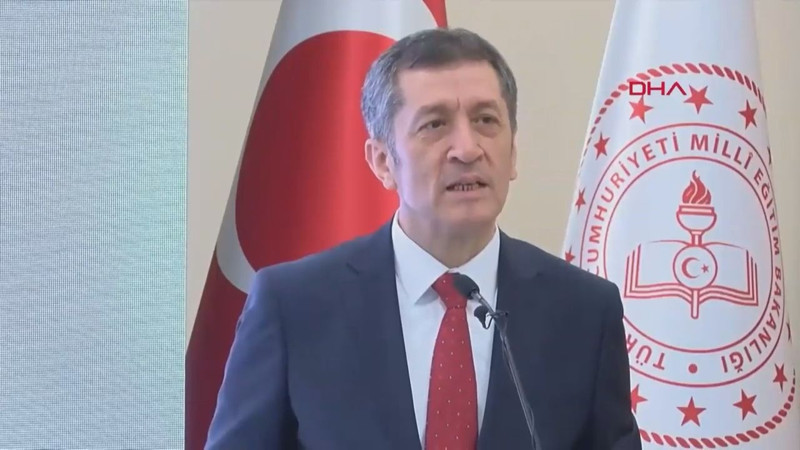 Okullarda yeni tatil düzeni