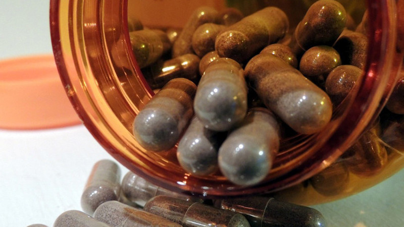 Takviye için yüksek dozlara gerek yok, vitaminler kontrollü alınmalı