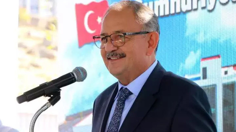 Bakan Özhaseki ortaokul açılış törenine katıldı: 3 milyon 700 bin kitabı öğrencilerimize bedava veriyoruz