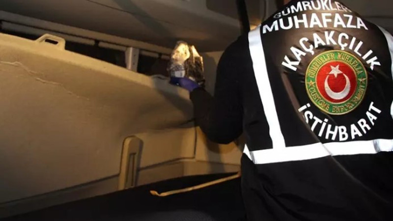 Gümrük Muhafaza ekipleri bir haftada yaklaşık 1,4 ton uyuşturucu ele geçirdi
