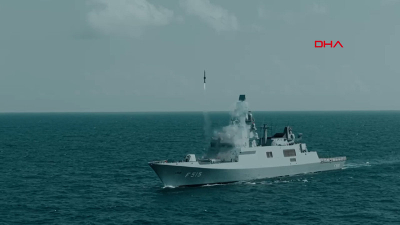 Milli Dikey Atım Lançer Sistemi MİDLAS, TCG İstanbul’dan HİSAR-D RF füzesini başarıyla attı