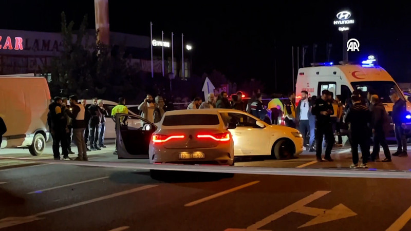 Balıkesir'de 2 kişiyi öldürüp 7 kişi yaralayan şüpheli etkisiz hale getirildi!