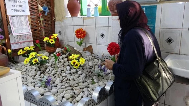 Pide salonundaki gizemli mezar müşterileri şaşırtıyor! Sırrı ortaya çıktı