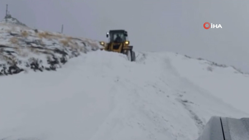 Şırnak’ta kar kalınlığı 20 santimetreyi geçti