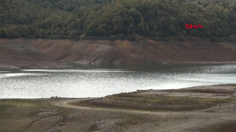 Yalova'nın su ihtiyacını karşılayan Gökçe Barajı'nda su seviyesi yüzde 10'a geriledi