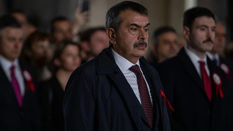 Bakan Tekin, 81 ilden gelen öğretmenlerle Anıtkabir'i ziyaret etti