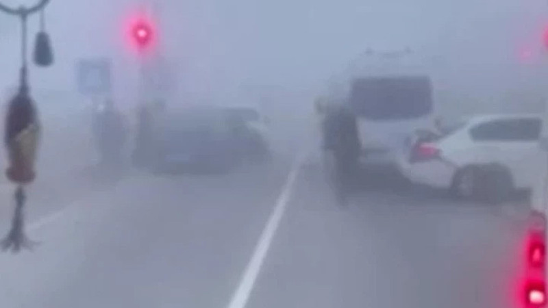 Ankara’da zincirleme kaza: 4 araç birbirine girdi