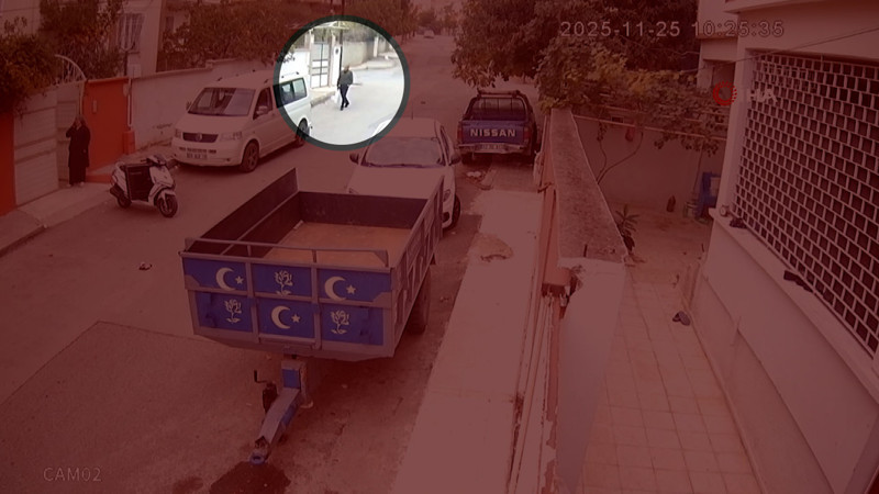 Katil zanlısının olay öncesi eve giriş anı saniye saniye kamerada!