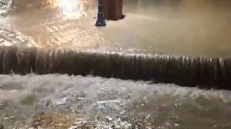 İzmir'de sağanak etkili oldu